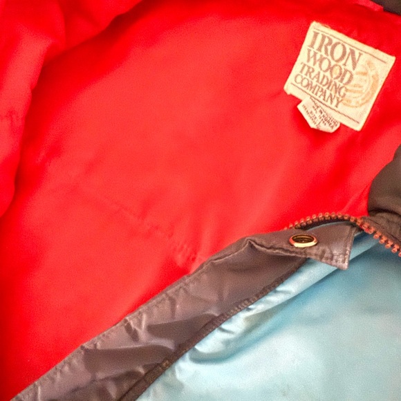 Sporty Blue and Red Jacket - Picture 3 of 3